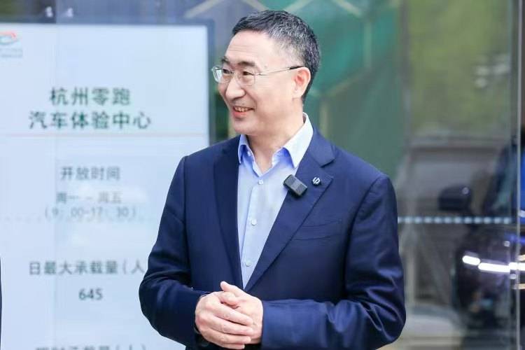 icmarkets外汇交易平台我用AI交易试了3个月，竟意外赚到了人生第一桶金